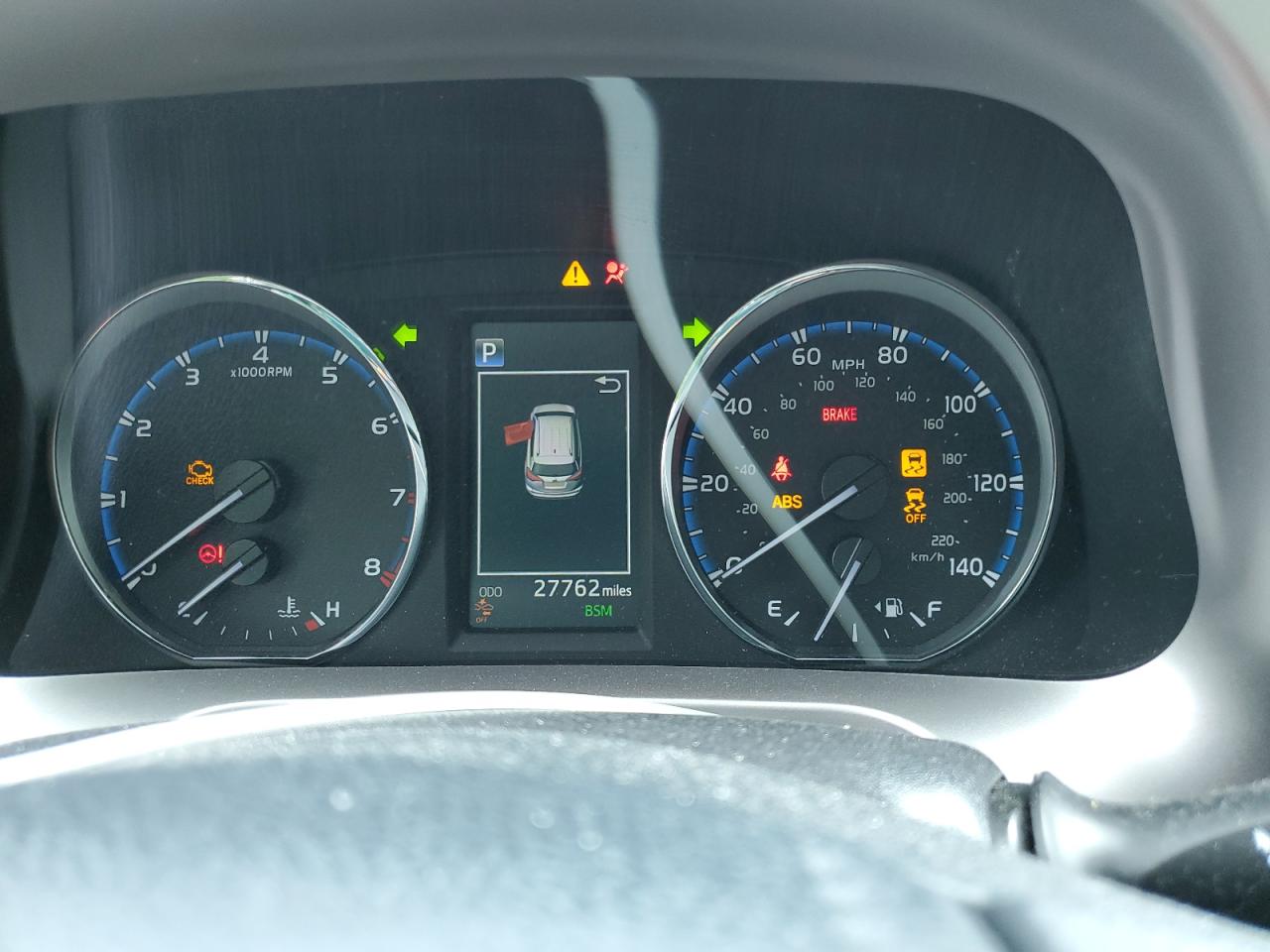 JTMDFREV0JJ199667 TOYOTA RAV4 2018