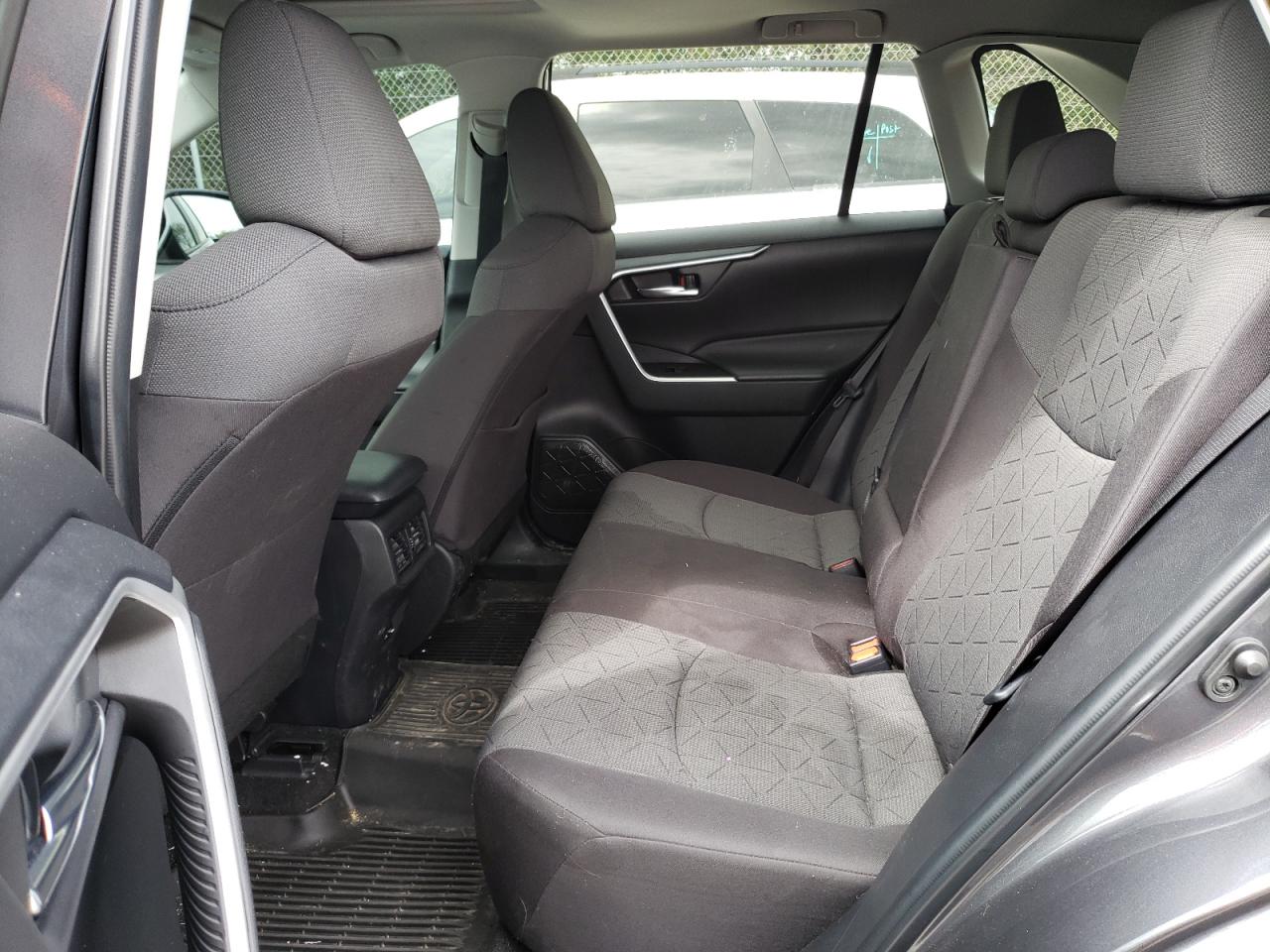 2T3P1RFV6NW302298 TOYOTA RAV4 2022