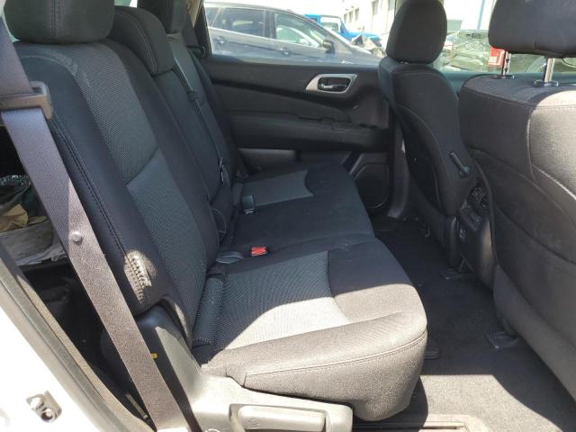 5N1DR2MN3JC657220 Nissan Pathfinder S