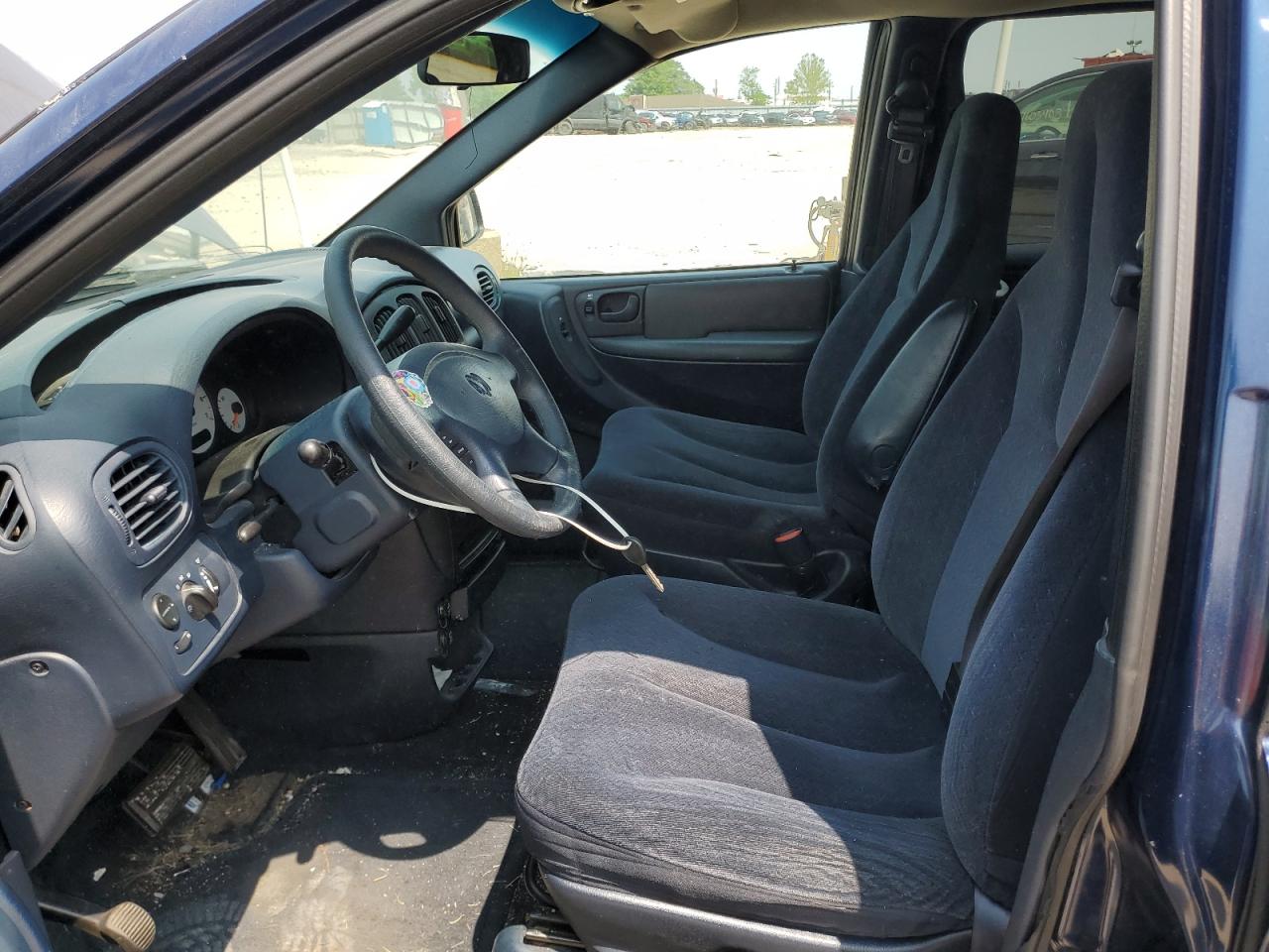 2B4GP44332R676759 2002 Dodge Grand Caravan Sport