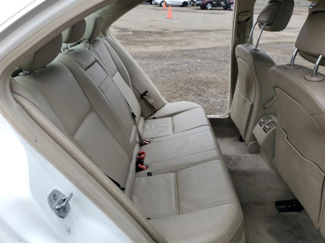 WDDGF4HB6EA932690 Mercedes-Benz C 250