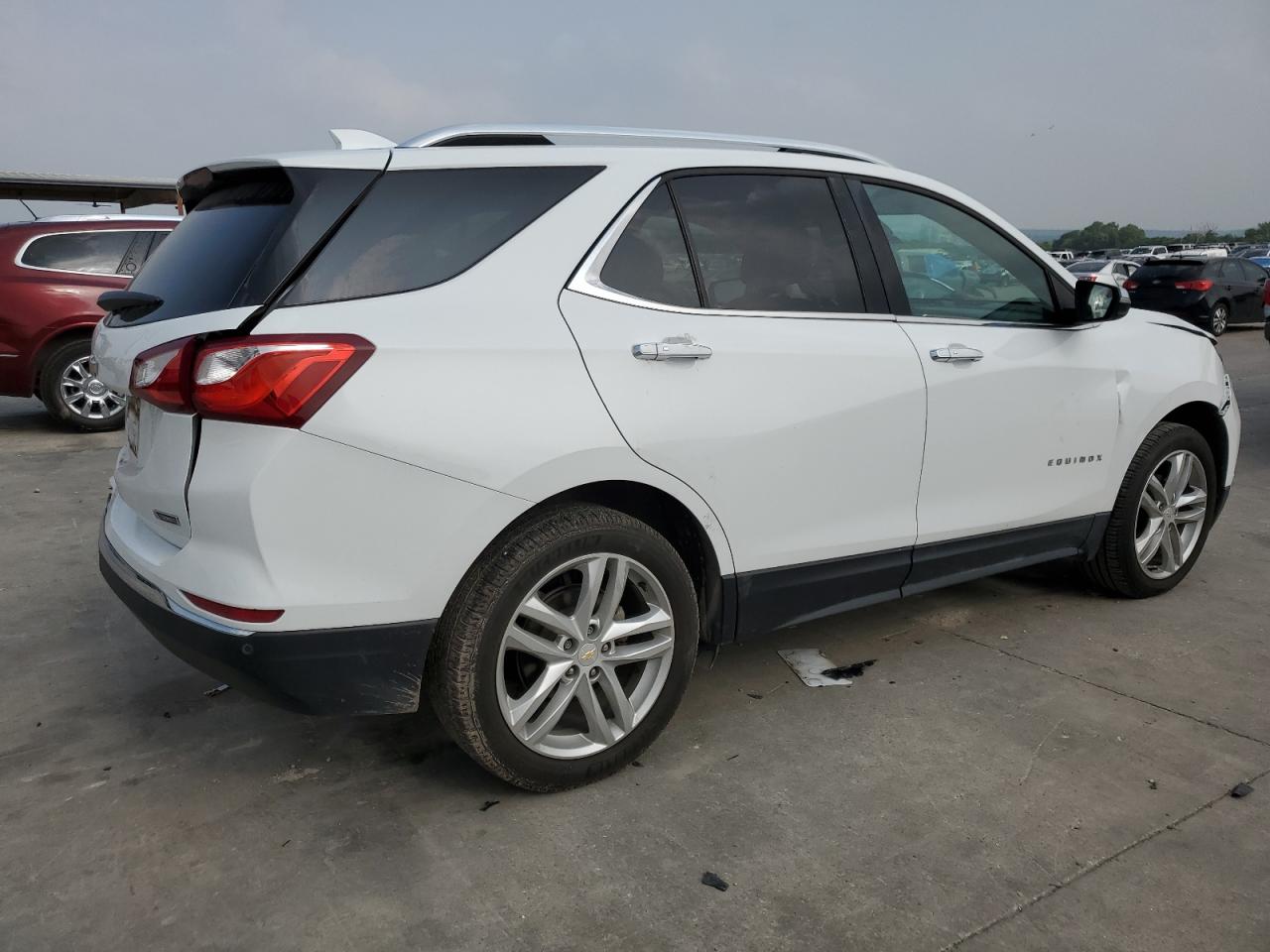 2GNAXMEV8J6101010 CHEVROLET EQUINOX 2018