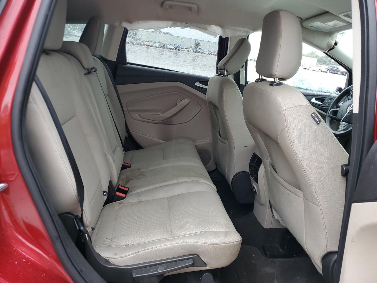 1FMCU0GD8KUB48057 FORD ESCAPE 2019