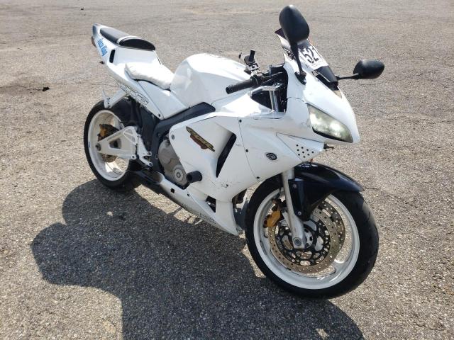 2004 HONDA CBR600 RR - JH2PC371X4M100750