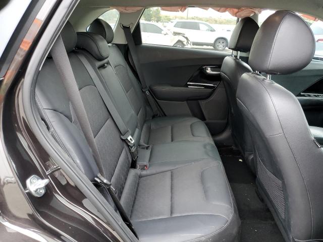KNDCC3LC6H5079667 KIA NIRO EX