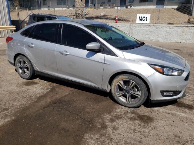 1FADP3FE2JL260990 Ford FOCUS SE