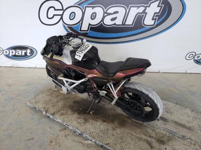 2017 KAWASAKI EX650 F - JKAEXEK11HDA00563