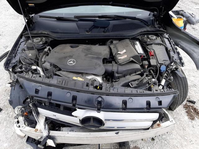 WDCTG4GB2HJ323814 Mercedes-Benz Gla 250 4matic