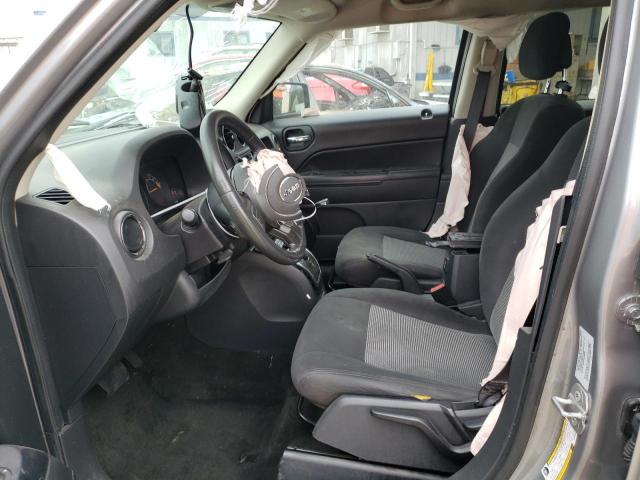 1C4NJPFA3GD589804 Jeep Patriot Latitude