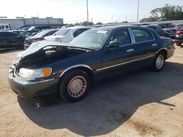 2000 Lincoln Town Car Executive