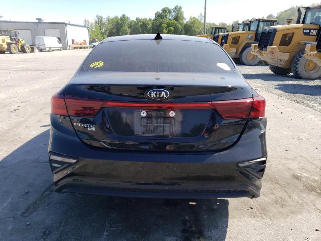 3KPF24AD7ME377211 KIA FORTE FE