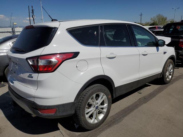 1FMCU9G92HUB89311 Ford ESCAPE SE