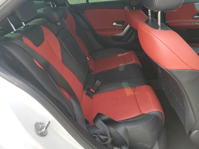 WDD3G4EB6KW024433 Mercedes-Benz A 220