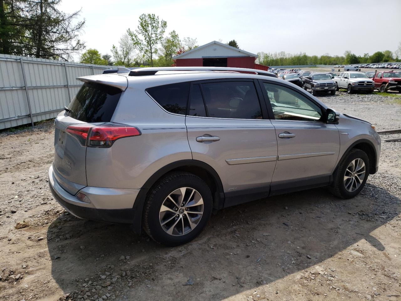 JTMRJREV0JD234811 TOYOTA RAV4 2018