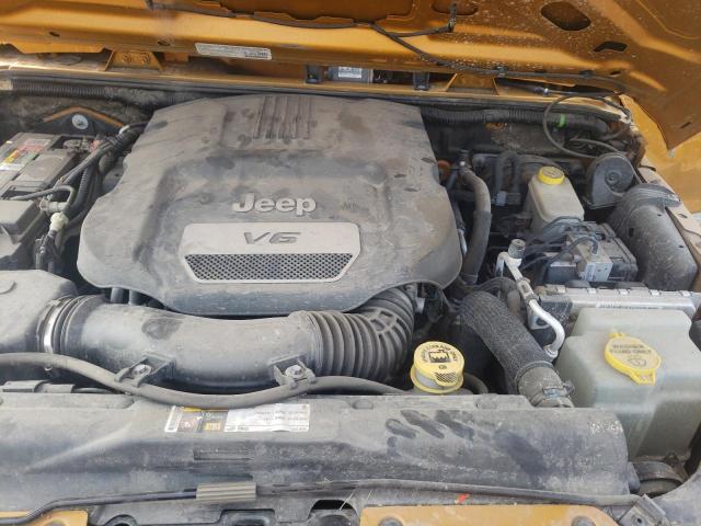 1C4BJWDG4EL313834 Jeep Wrangler Unlimited Sport
