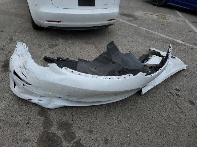 5YJ3E1EB7NF137640 Tesla MODEL 3