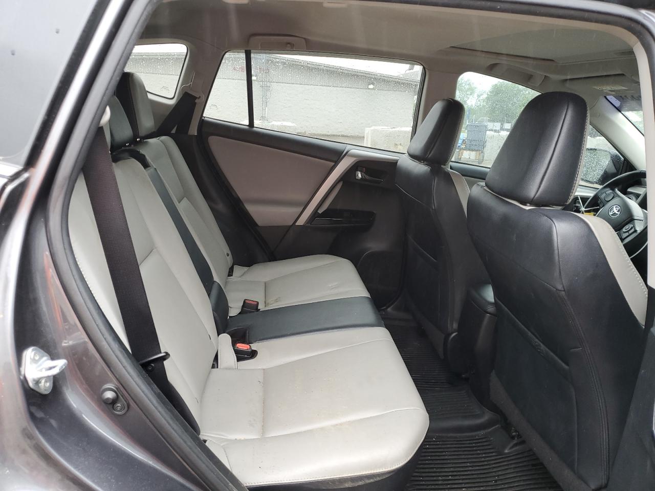 2T3DFREV1HW659530 TOYOTA RAV4 2017