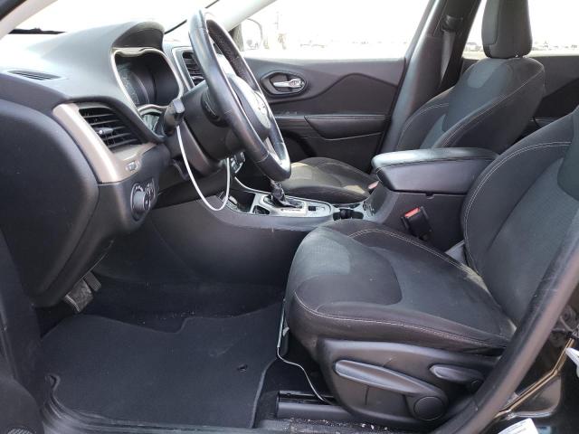 1C4PJLCB8FW790955 Jeep Cherokee Latitude