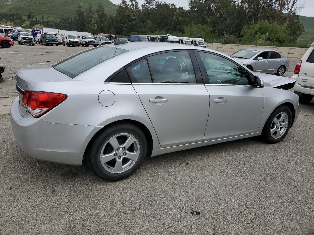 1G1PE5SB6G7140303 CHEVROLET CRUZE 2016