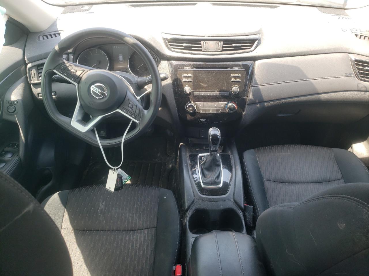 5N1AT2MT8HC812423 NISSAN ROGUE 2017