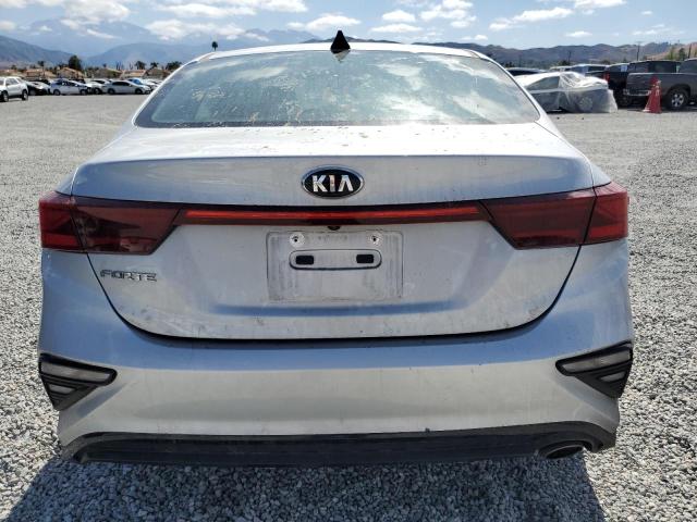 3KPF24ADXLE242125 KIA FORTE FE