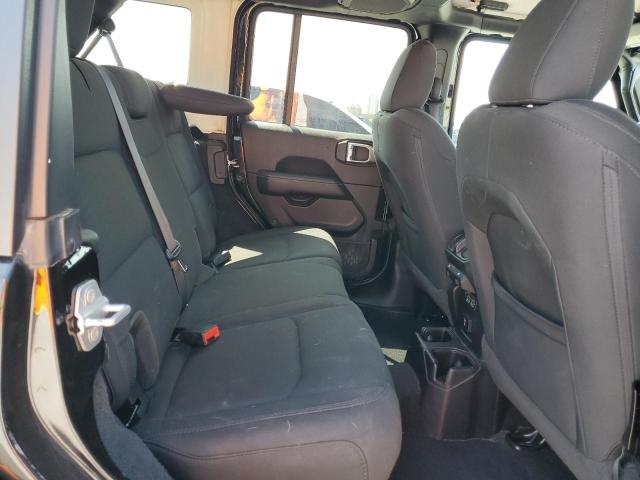 1C4HJXEN3LW213006 Jeep Wrangler Unlimited Sahara