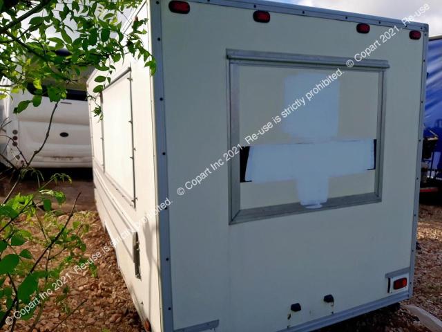 316004694 Auction: COPART UK Lot: 50185313 Location: WOLVERHAMPTON 316004694 TRAI TRAILER 2000 WHITE Photo 4