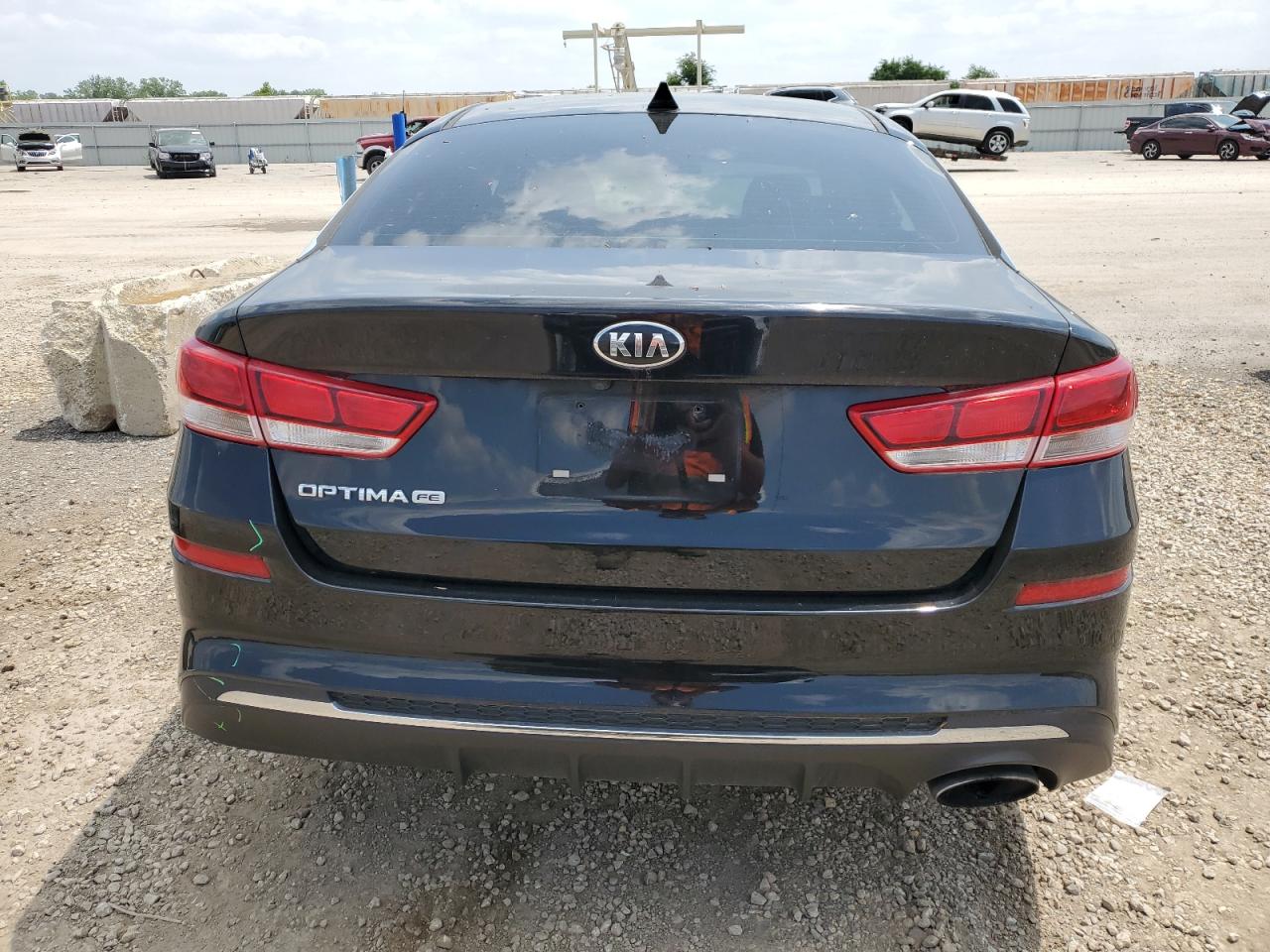 5XXGT4L38KG319084 2019 Kia Optima Lx