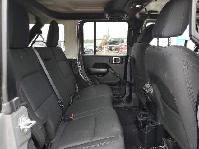 1C4HJXDG8JW274206 Jeep Wrangler Unlimited Sport