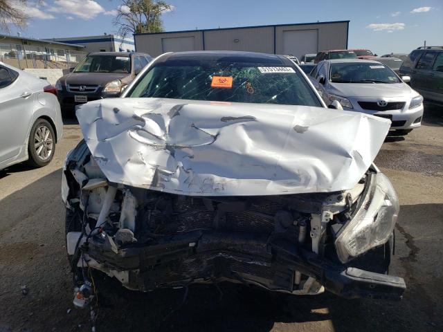 KNALN4D70E5140439 KIA Cadenza Premium