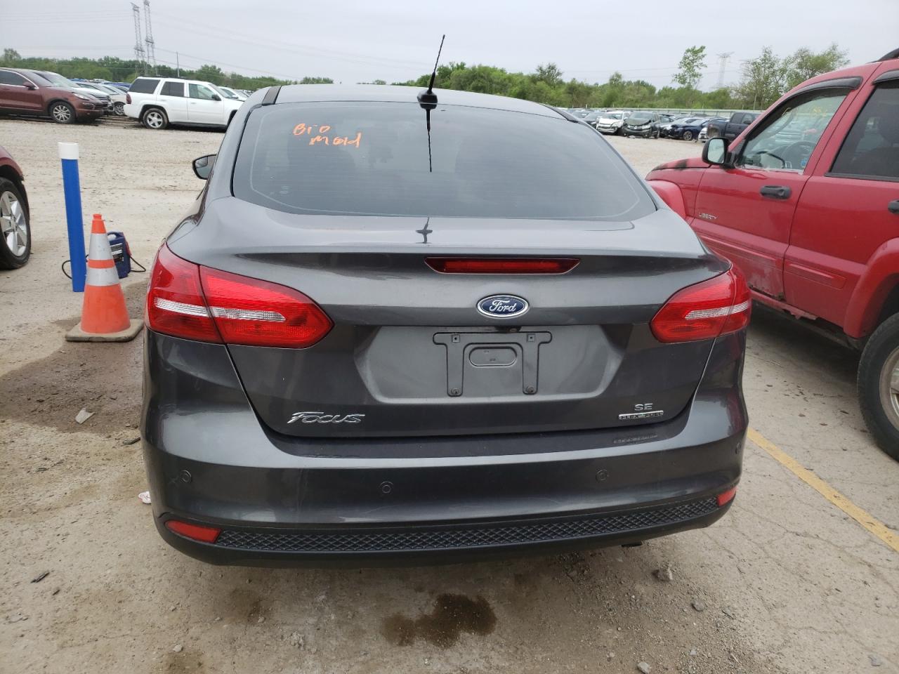 1FADP3F2XFL299906 2015 Ford Focus Se