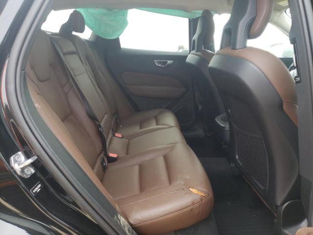 2018 VOLVO XC60 T6 MO - YV4A22RK0J1039081