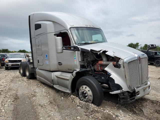 Salvage cars for sale from Copart Corpus Christi, TX: 2015 Kenworth Construction T680