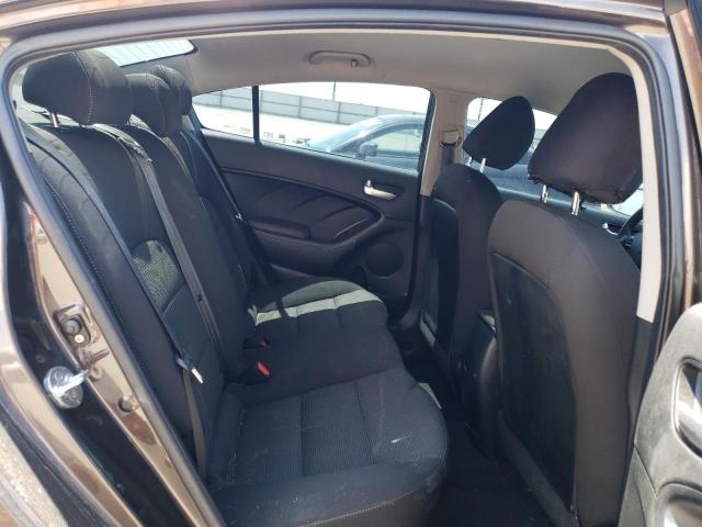 3KPFK4A73JE214397 KIA FORTE LX