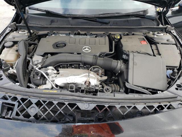 WDD3G4EB9KW021042 Mercedes-Benz A 220