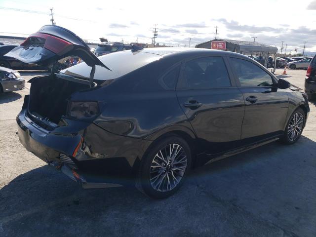 3KPF54AD7NE480637 KIA Forte Gt Line