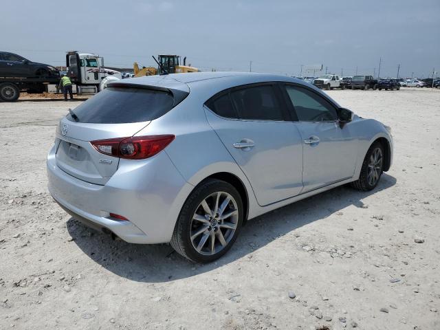 3MZBN1L32JM179904 Mazda 3 TOURING