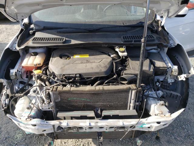 1FMCU0GX2FUC19835 Ford ESCAPE SE