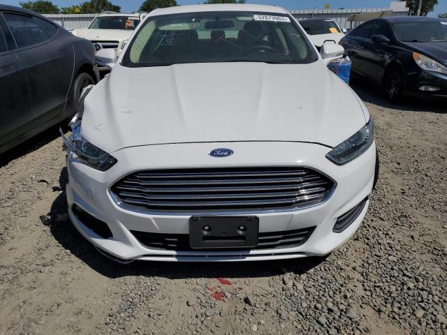 3FA6P0H73GR227979 Ford FUSION SE