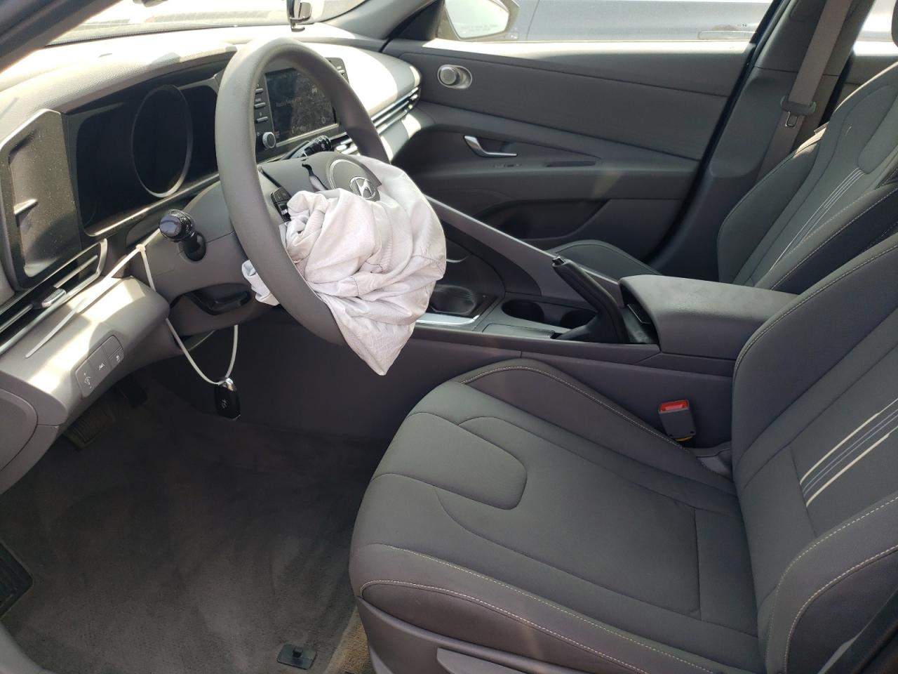 KMHLM4AG3PU471398 HYUNDAI ELANTRA 2023