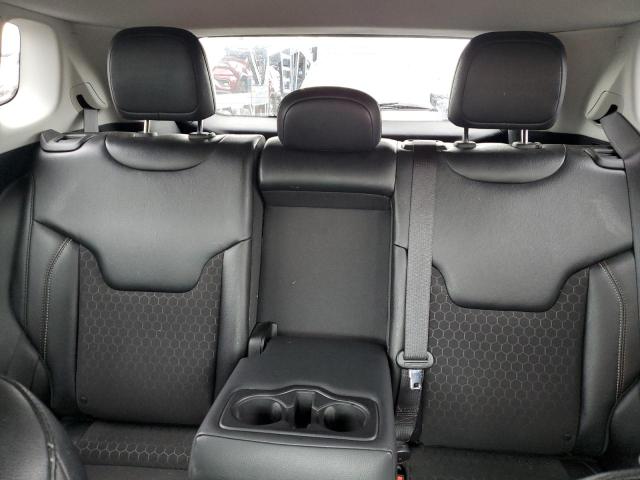3C4NJDBB6JT393693 Jeep Compass Latitude
