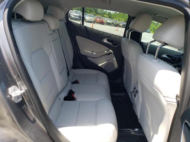 2017 MERCEDES-BENZ GLA 250 - WDCTG4EB3HJ310220