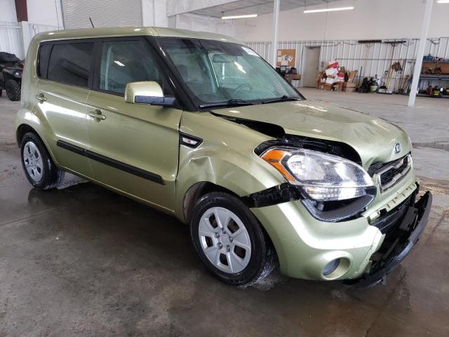 VIN KNDJT2A5XD7617601 2013 KIA SOUL no.4