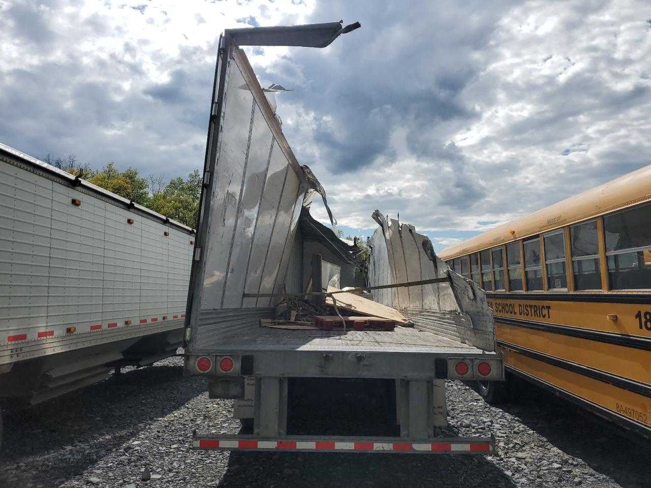 3H3V532C6KR010053 HYTR TRAILER 2019