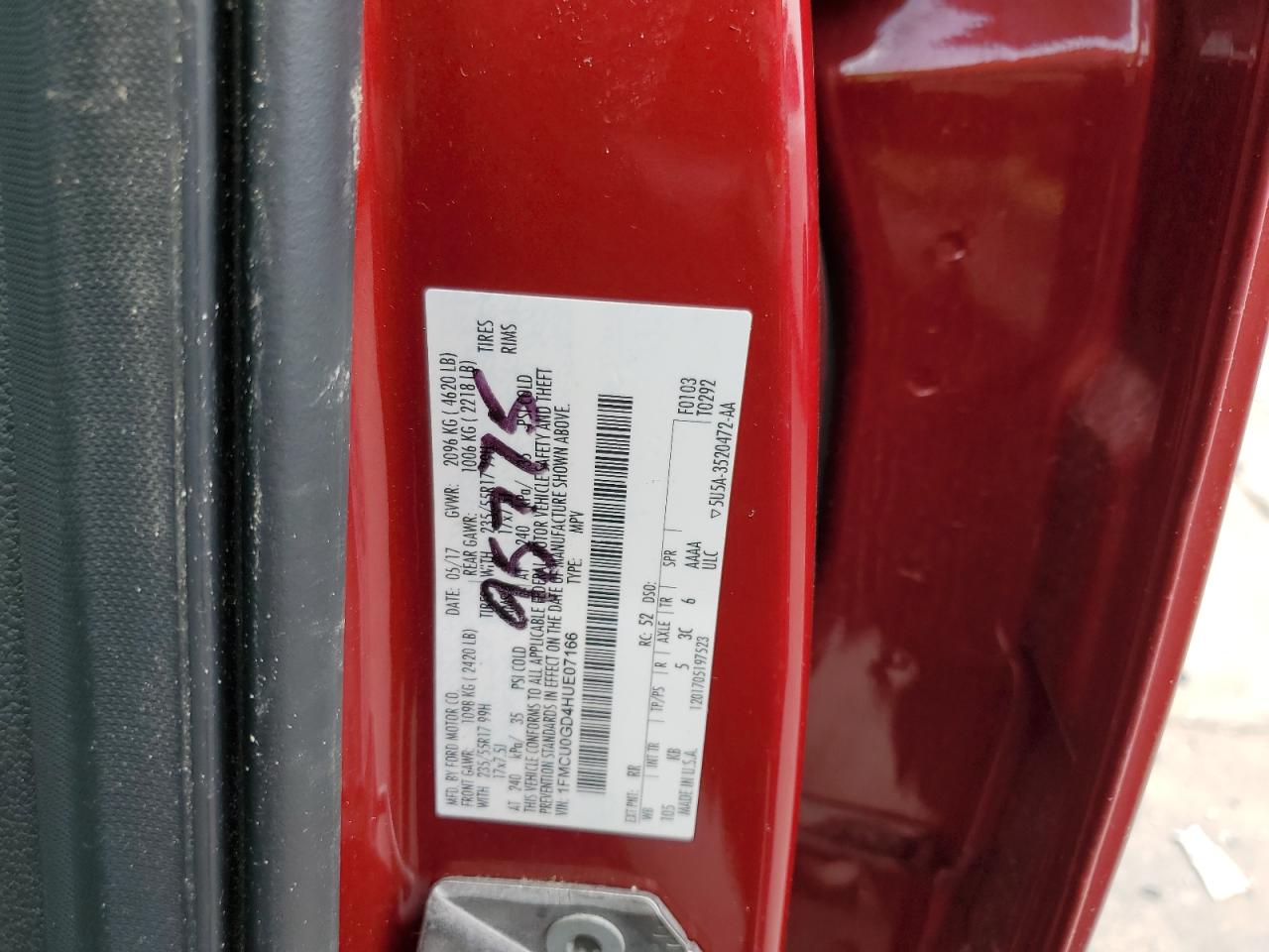 1FMCU0GD4HUE07166 FORD ESCAPE 2017