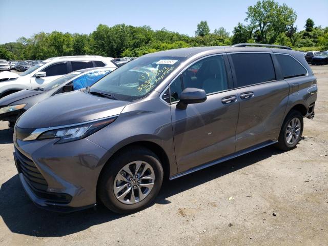 TOYOTA-SIENNA-5TDKSKFC8NS072424