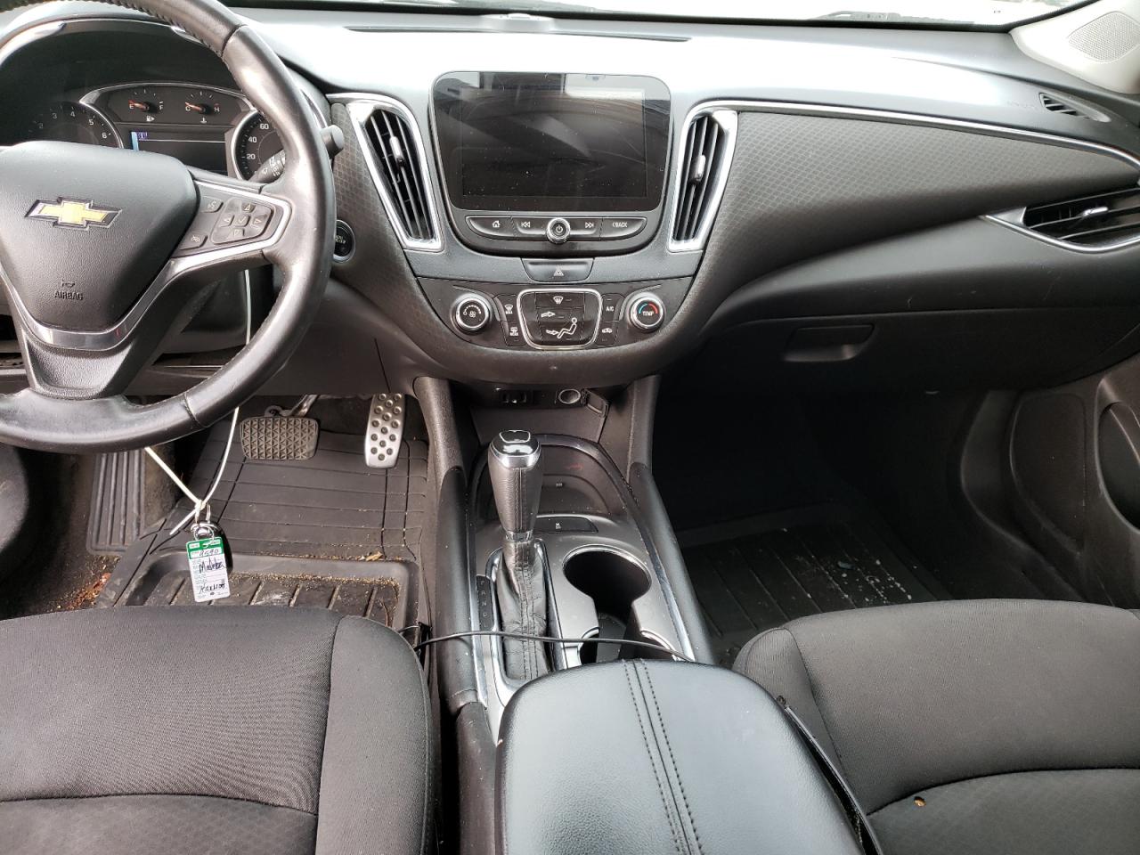 1G1ZE5ST3GF263967 CHEVROLET MALIBU 2016