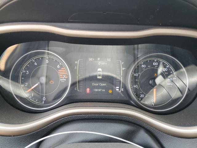 1C4PJMCBXJD602320 Jeep Cherokee Latitude