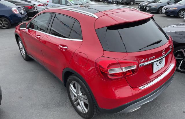 WDCTG4GB1FJ126758 Mercedes-Benz Gla 250 4matic