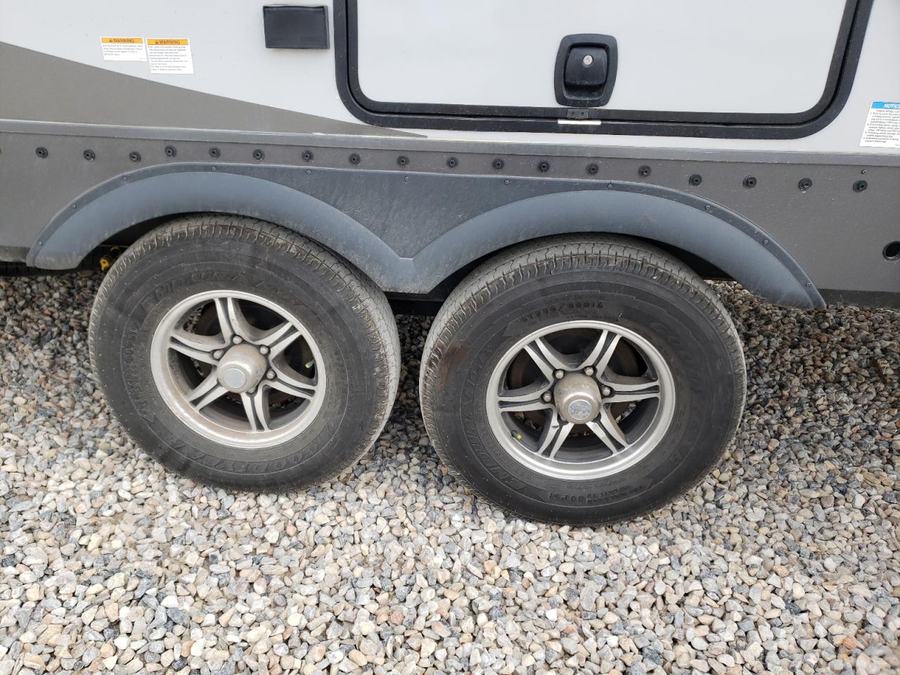 4X4FRLE24M1893473 ROCK ULTRA LITE 2021